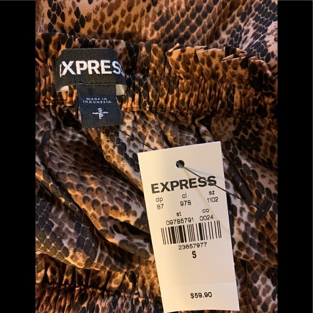 Express Top - Picture 9 of 9